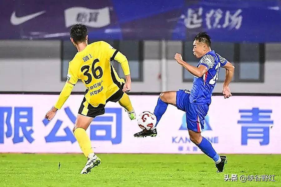 九游包含风云突变成都蓉城赛后单刀错失，荷甲版图或变，更衣室稳定，赛季目标并未改变的词条