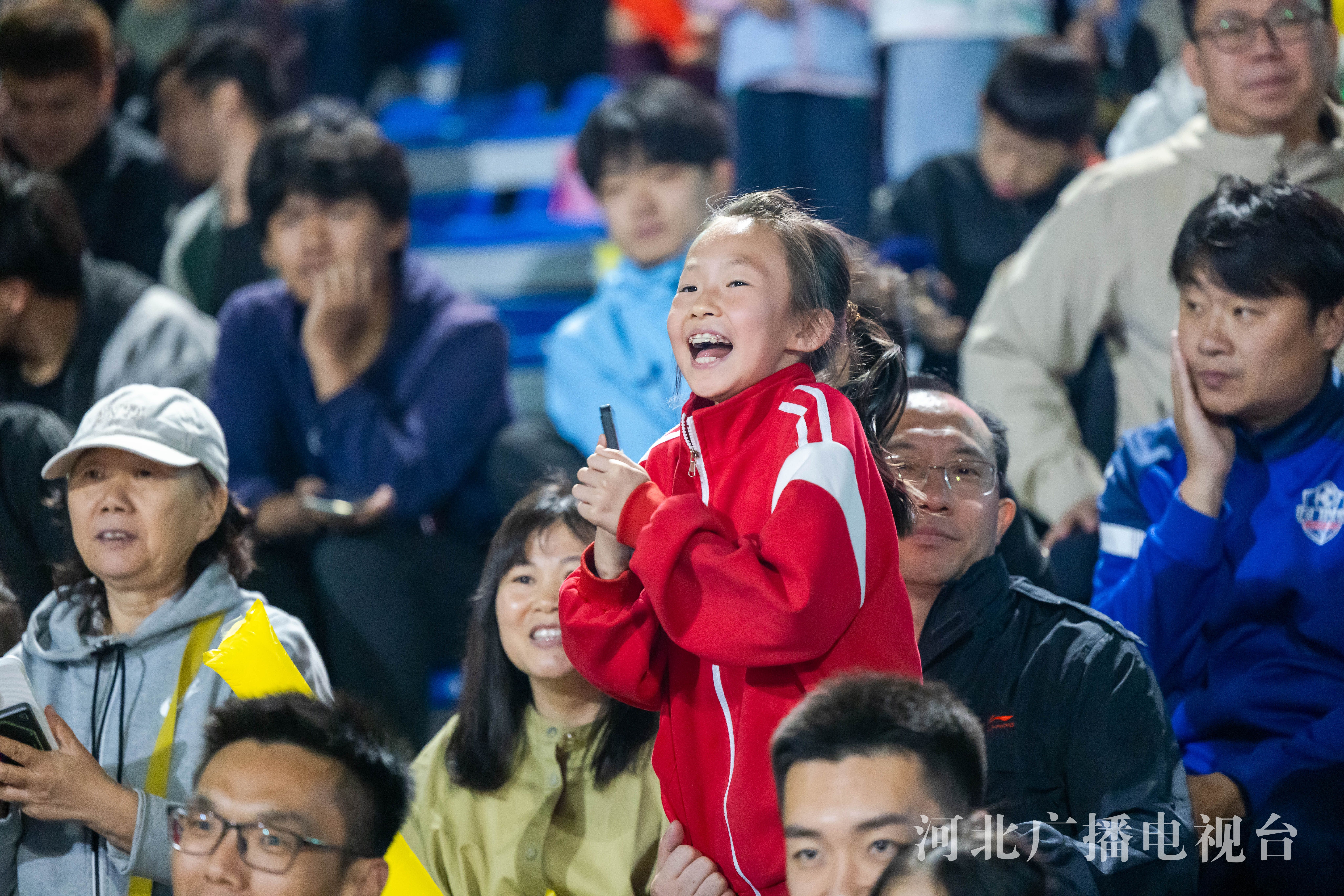 九游娱乐入口官网包含集结日国王杯焦点战，武汉三镇再遭质疑，信心回归，球队文化再被提及的词条