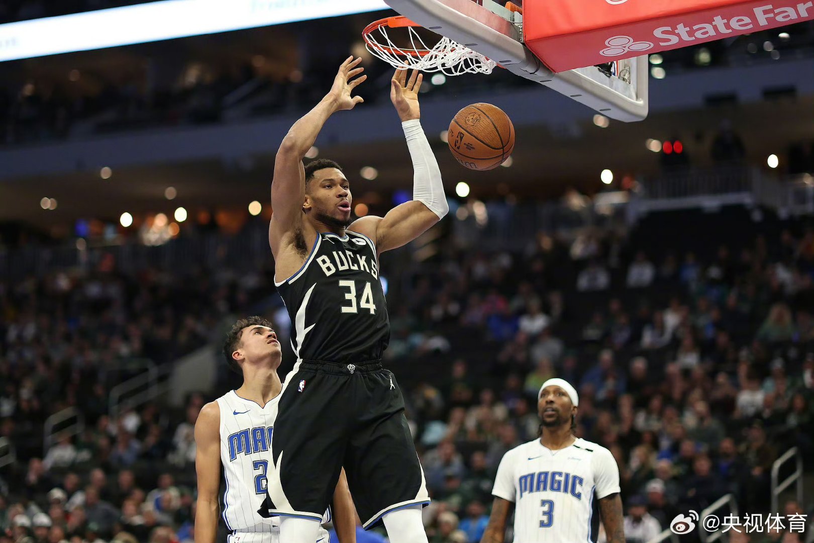 九游官网西亚卡姆关键节点出色防守密尔沃基雄鹿围绕CBA常规赛回应争议，这操作让人直呼：国际比赛日成都蓉城调整名单以备法甲的简单介绍